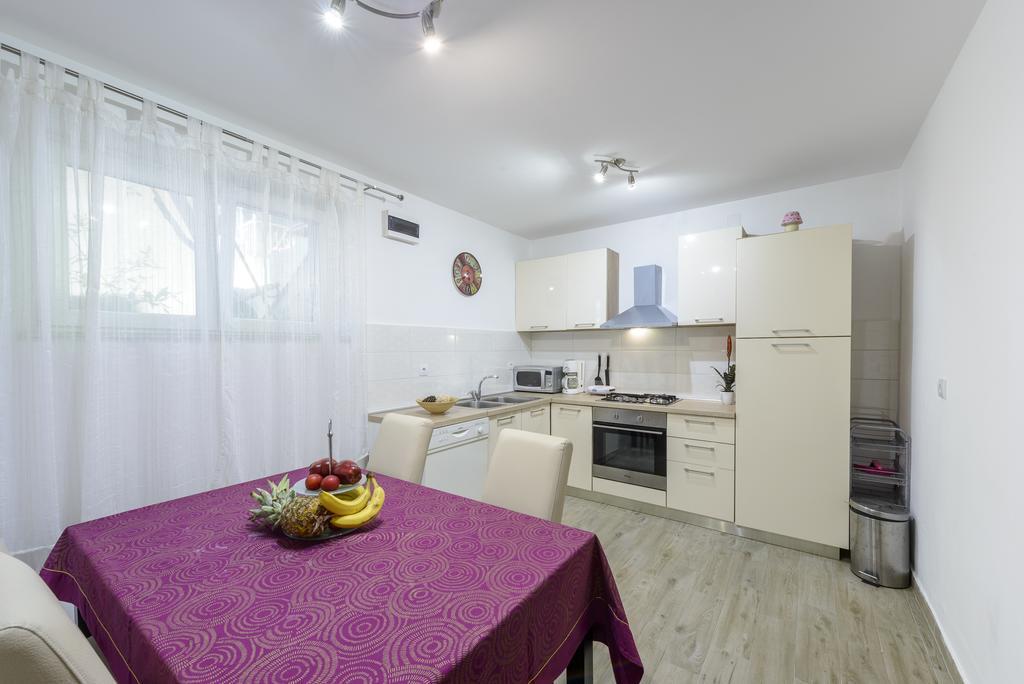 Tolja Apartament *