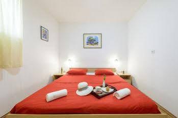 Apartament Tolja