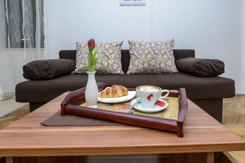 Apartament Tolja *