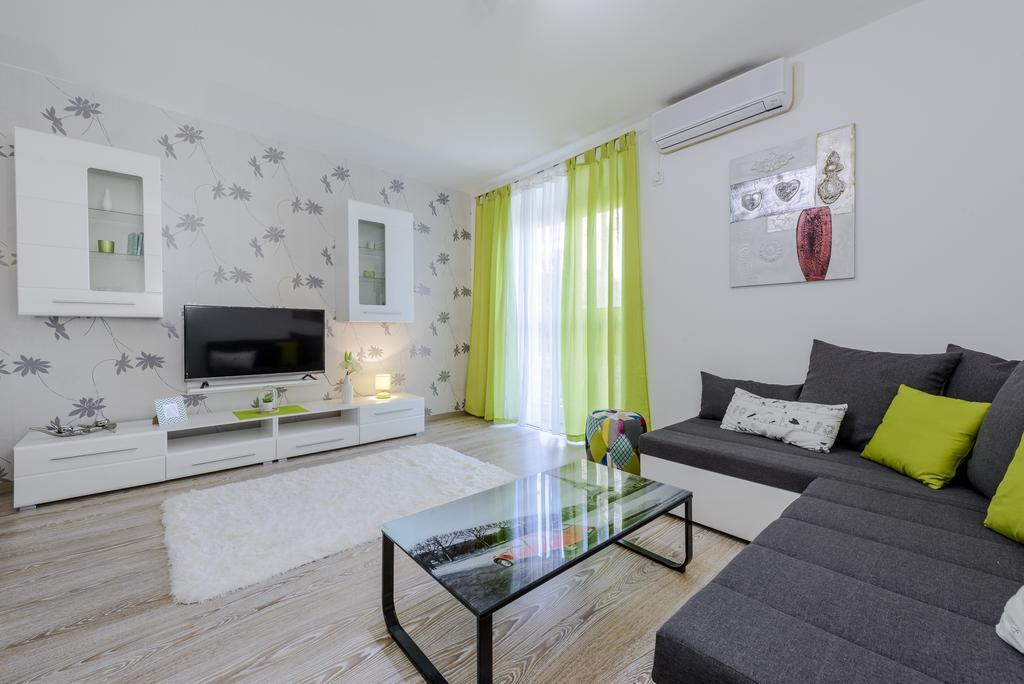 Tolja Apartament *